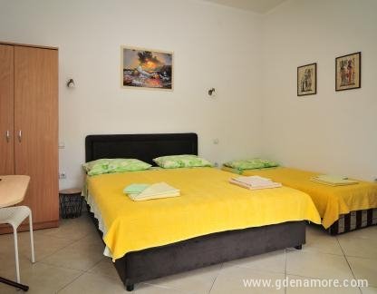 Leiligheter Busola, , privat innkvartering i sted Tivat, Montenegro - 2 (2)